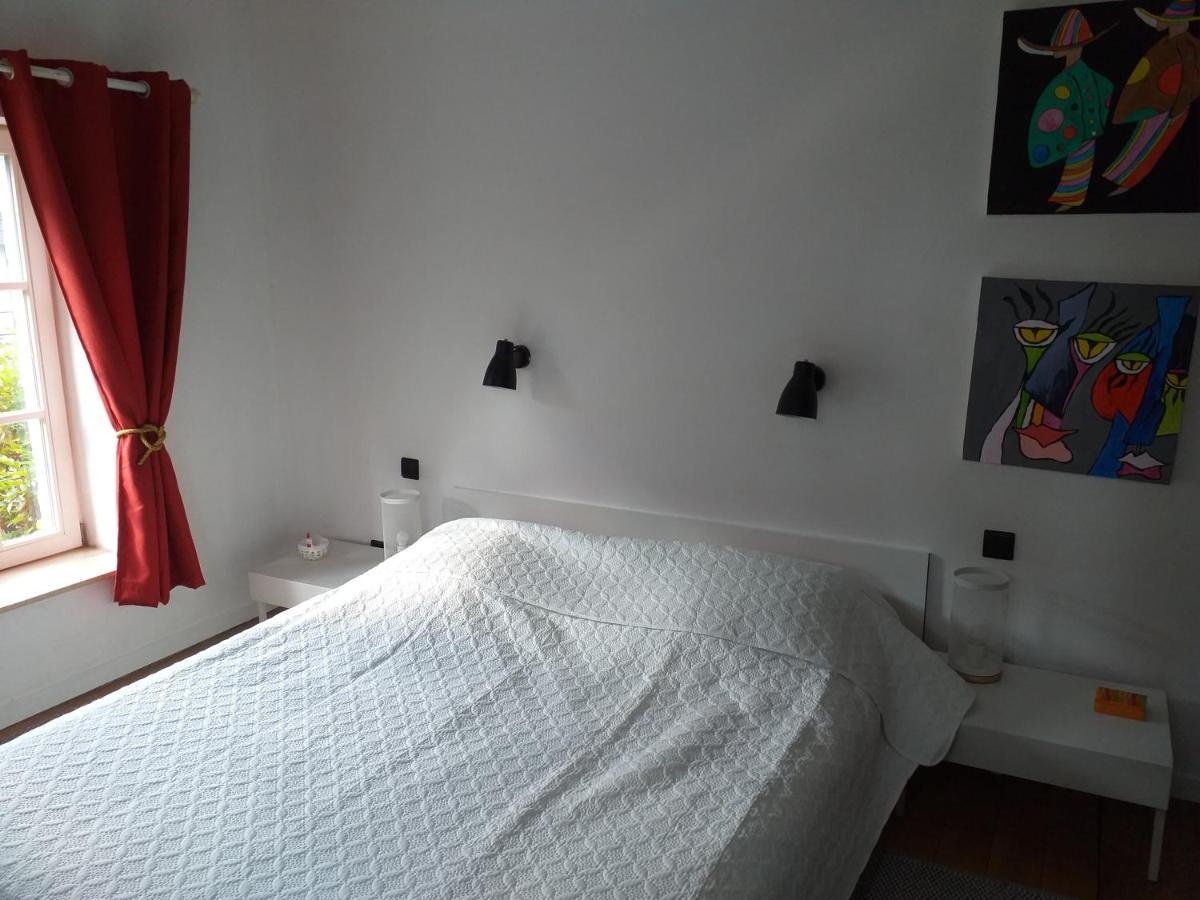 Maison De Vacances, Gite "Le Vieux Logis" A Profondeville Luaran gambar
