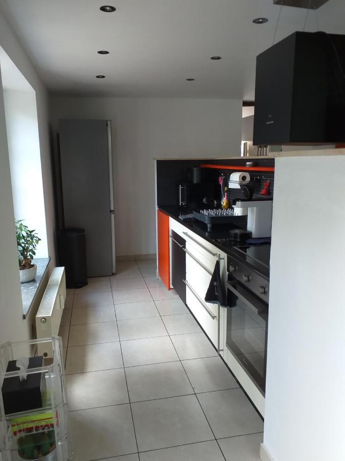 Maison De Vacances, Gite "Le Vieux Logis" A Profondeville Luaran gambar