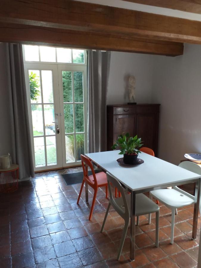 Maison De Vacances, Gite "Le Vieux Logis" A Profondeville Luaran gambar