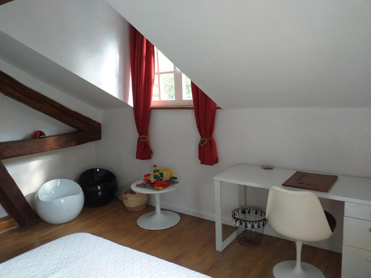 Maison De Vacances, Gite "Le Vieux Logis" A Profondeville Luaran gambar