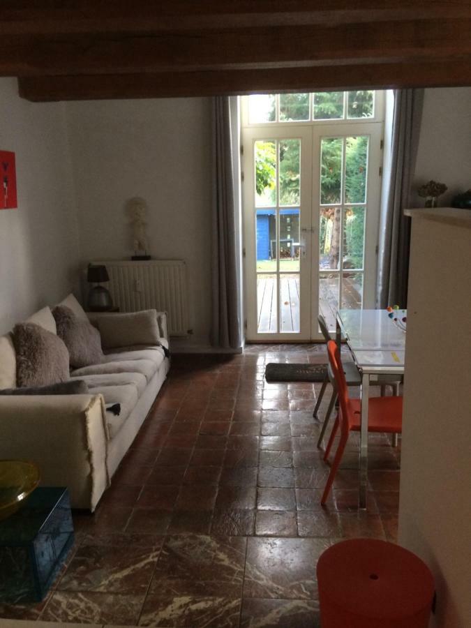 Maison De Vacances, Gite "Le Vieux Logis" A Profondeville Luaran gambar